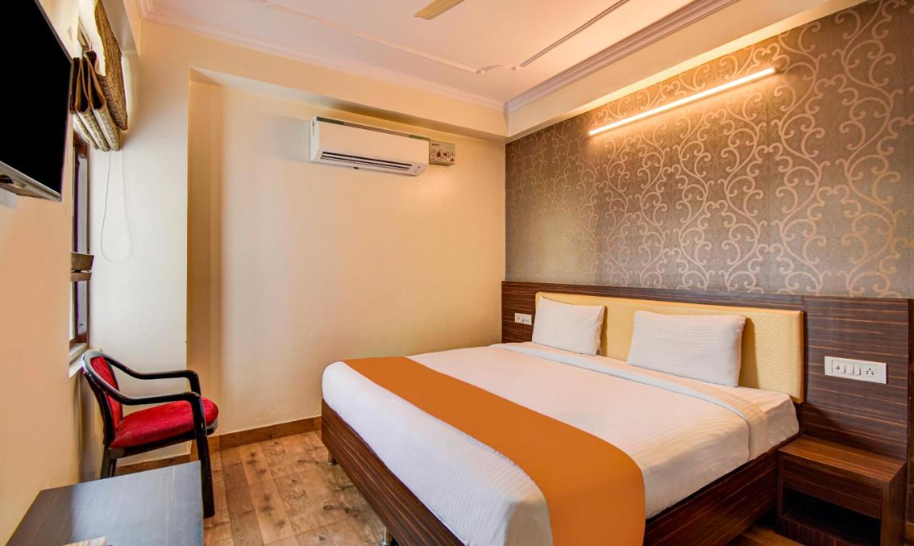 Hotel Radha Nikunj Residency Jaipur Exteriör bild