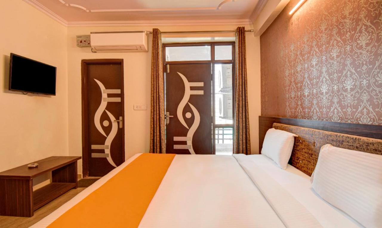 Hotel Radha Nikunj Residency Jaipur Exteriör bild